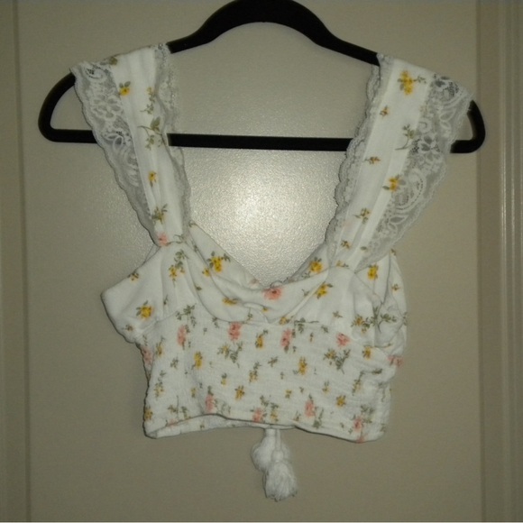 F21 crop top - Picture 2 of 2